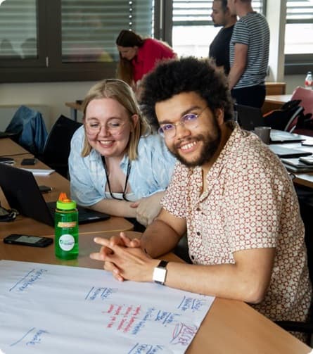 Trainees bei einem Workshop